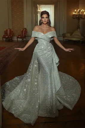 Beautiful Long Mermaid Off-the-shoulder Sequined Sleeveless Weddding Dress