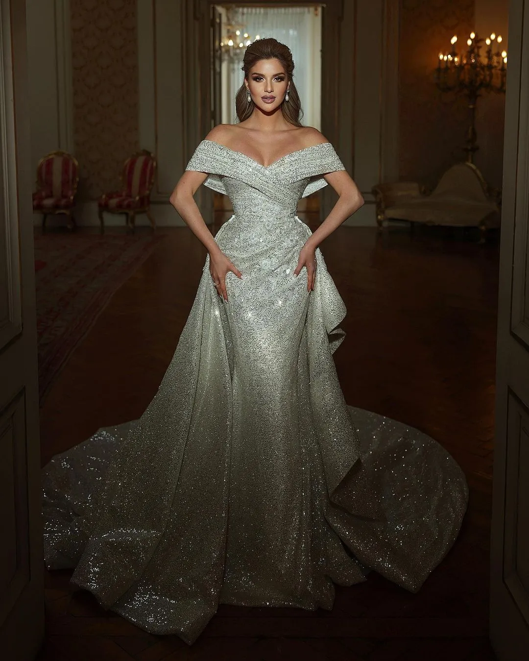 Beautiful Long Mermaid Off-the-shoulder Sequined Sleeveless Weddding Dress