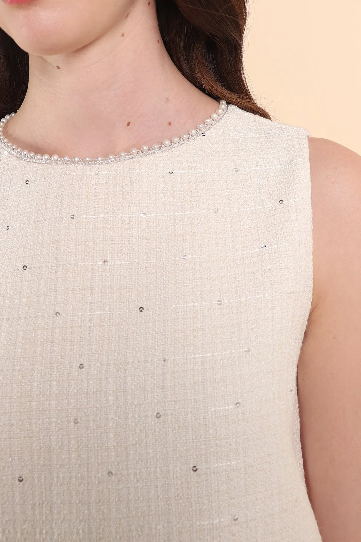 GLITZ PEARL TWEED PLEATED DRESS IN CREAM OAT