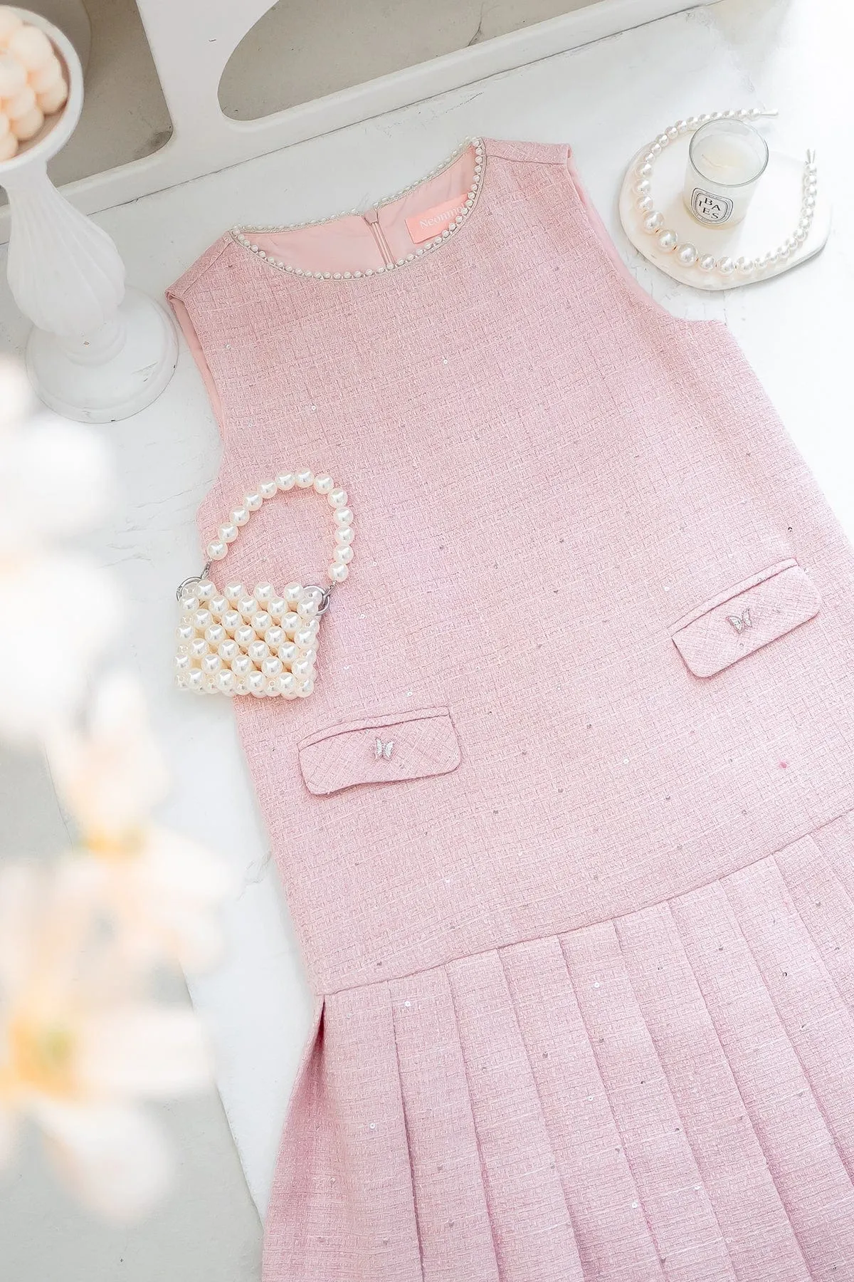 GLITZ PEARL TWEED PLEATED DRESS IN CREAM OAT