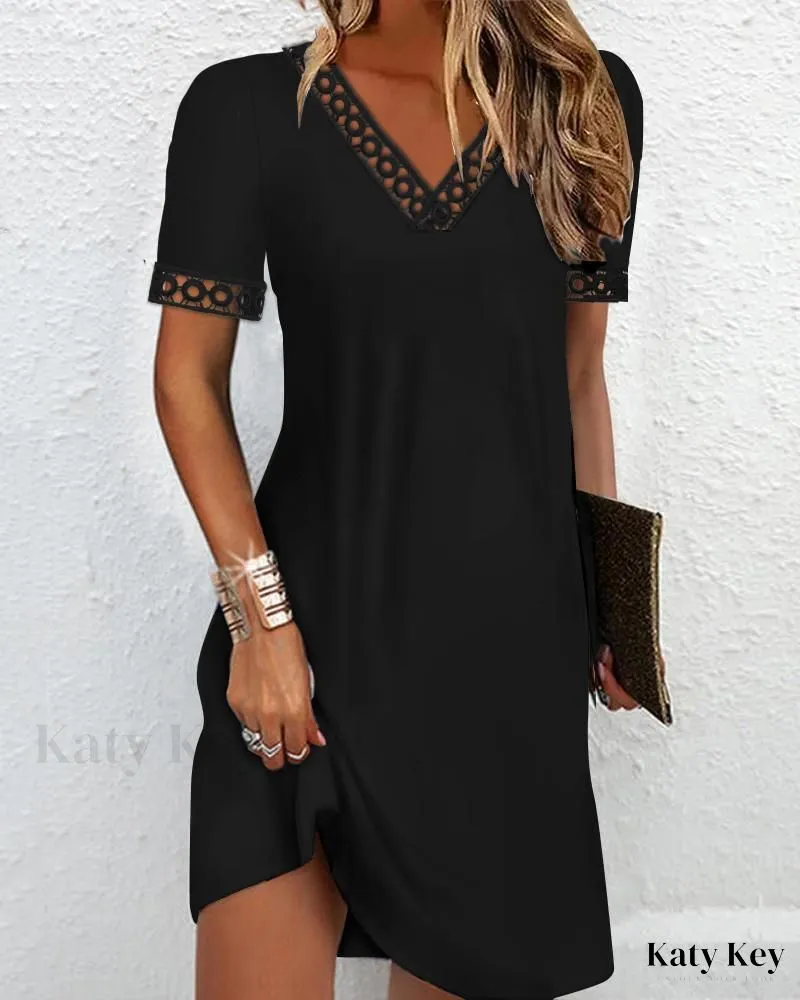 KatyKey - Chic Hollowed-Out Patchwork Casual Dress