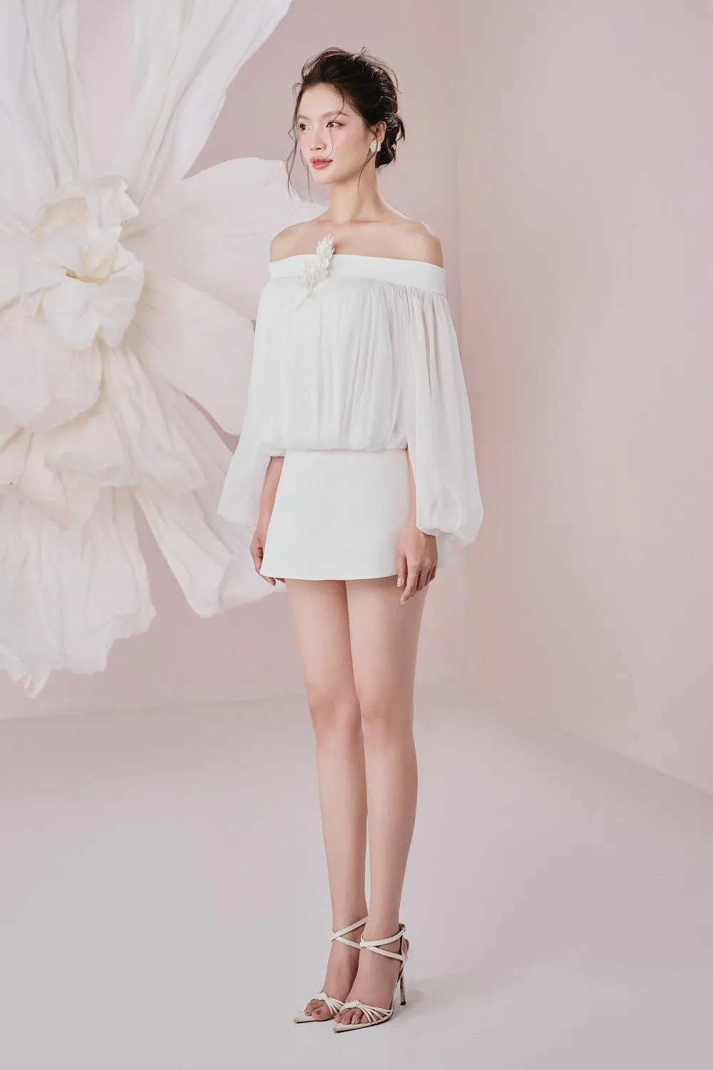 Kenna Blouson Bishop Sleeved Organza Mini Dress