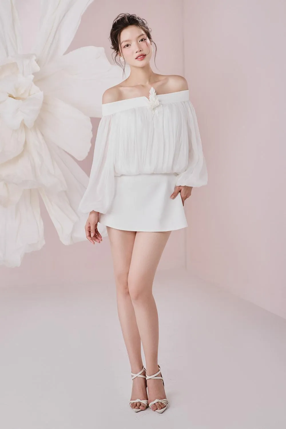 Kenna Blouson Bishop Sleeved Organza Mini Dress