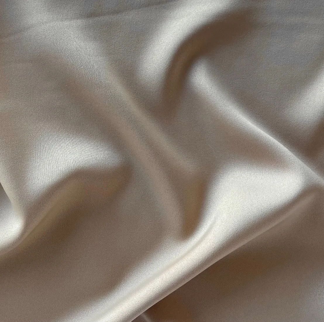 Light Camel Stretch Polyester Duchess Satin (Made in Korea)