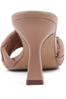 The Holly Heel