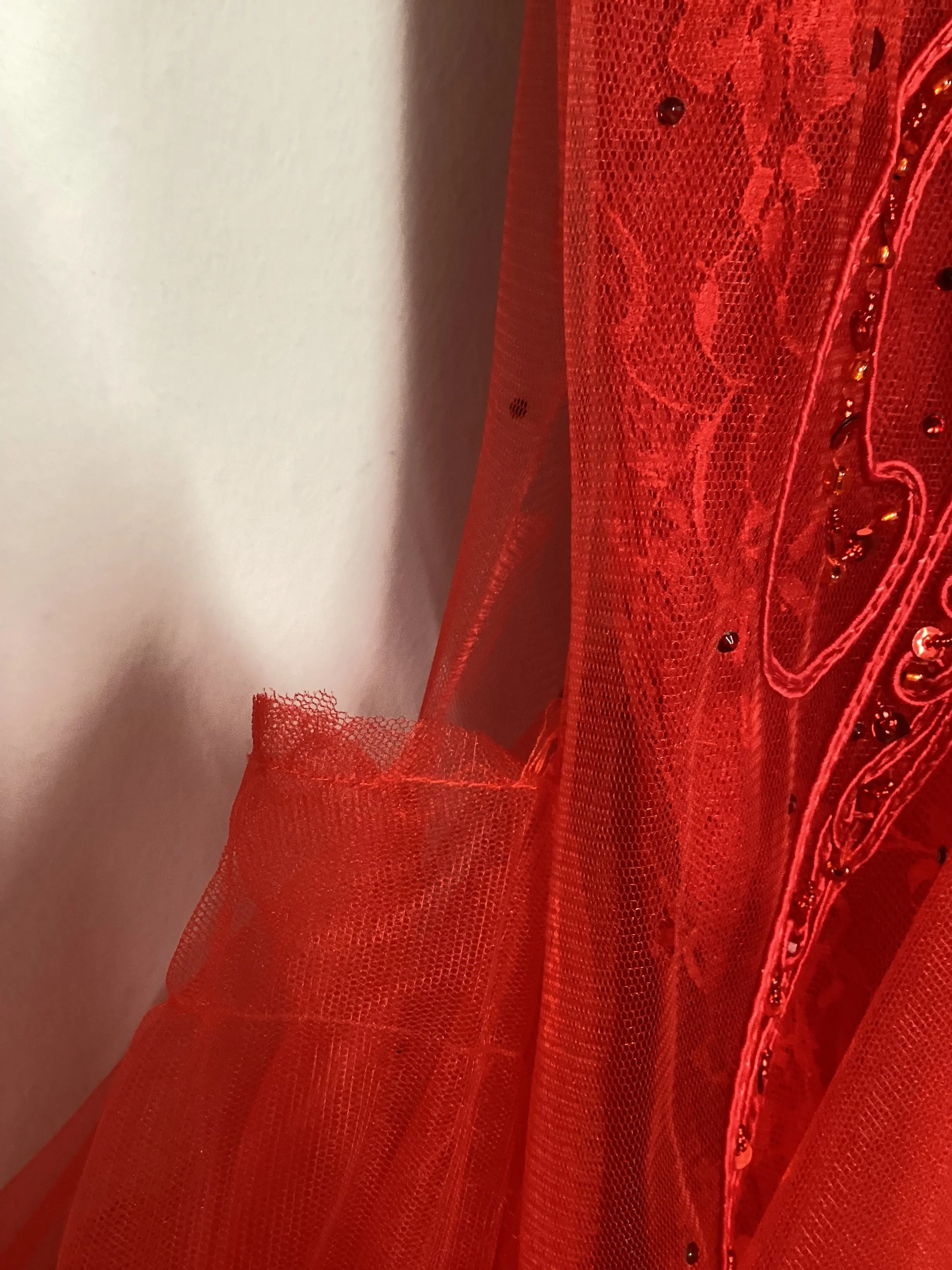 Tiffanys Red Dominique Sequin Tulle Dress Size 2