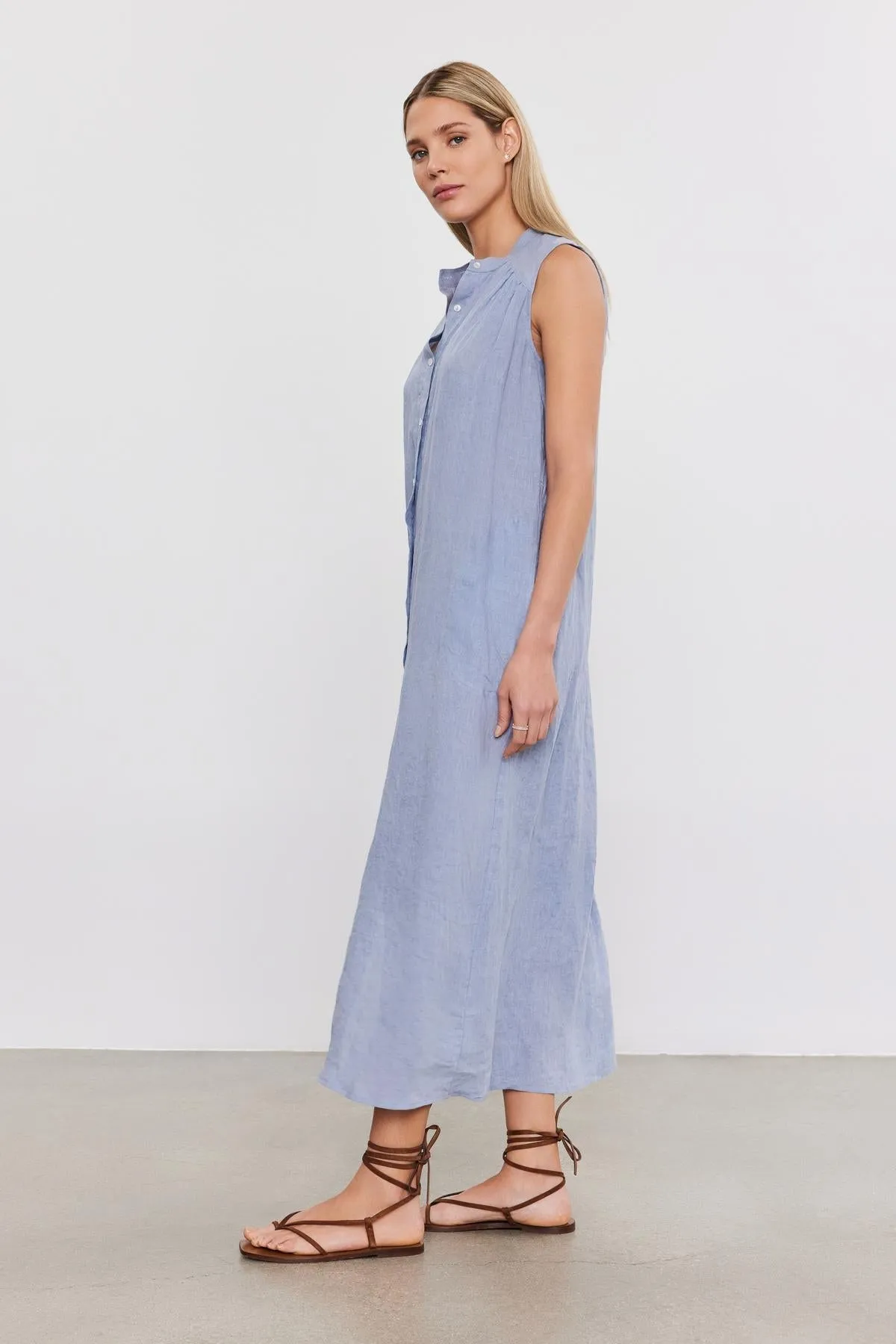 Velvet by Graham & Spencer Luna 06 Woven Linen Sleeveless Dress | Blue Haze